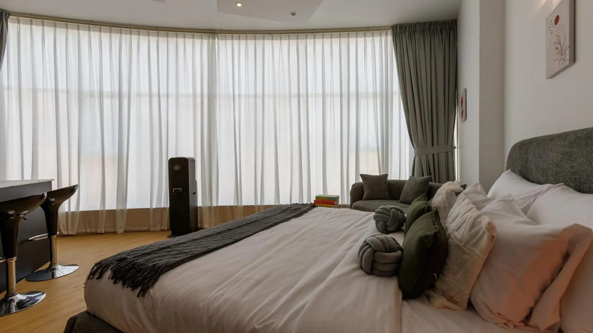 Apartment Appartement Design & Raffine Dubai